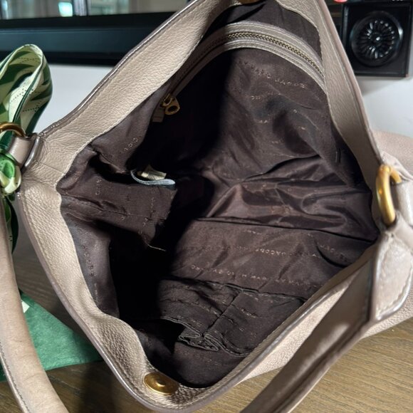 Marc by Marc Jacobs Q Hillier Pebbled Leather Hobo – Taupe - Picture 10 of 13